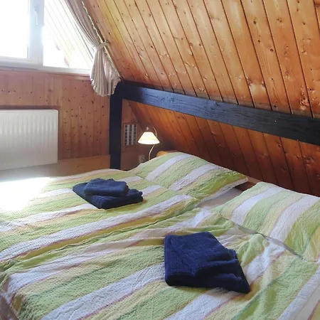 In Burhave, Cleaning Included Dom wakacyjny