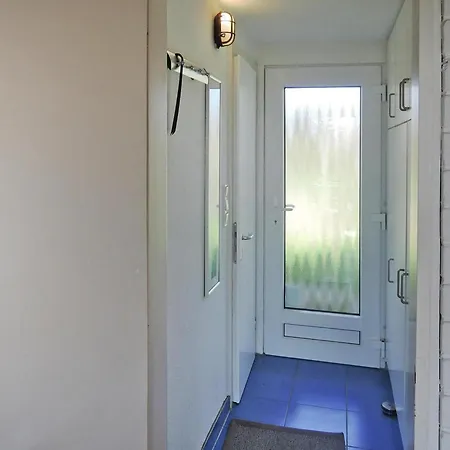 In Burhave, Cleaning Included *
